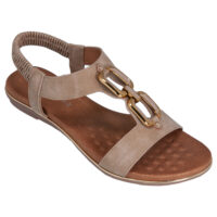 Shelby biscuit by Kirra Beach